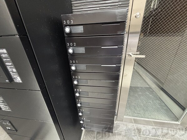 Emia千里丘の物件内観写真